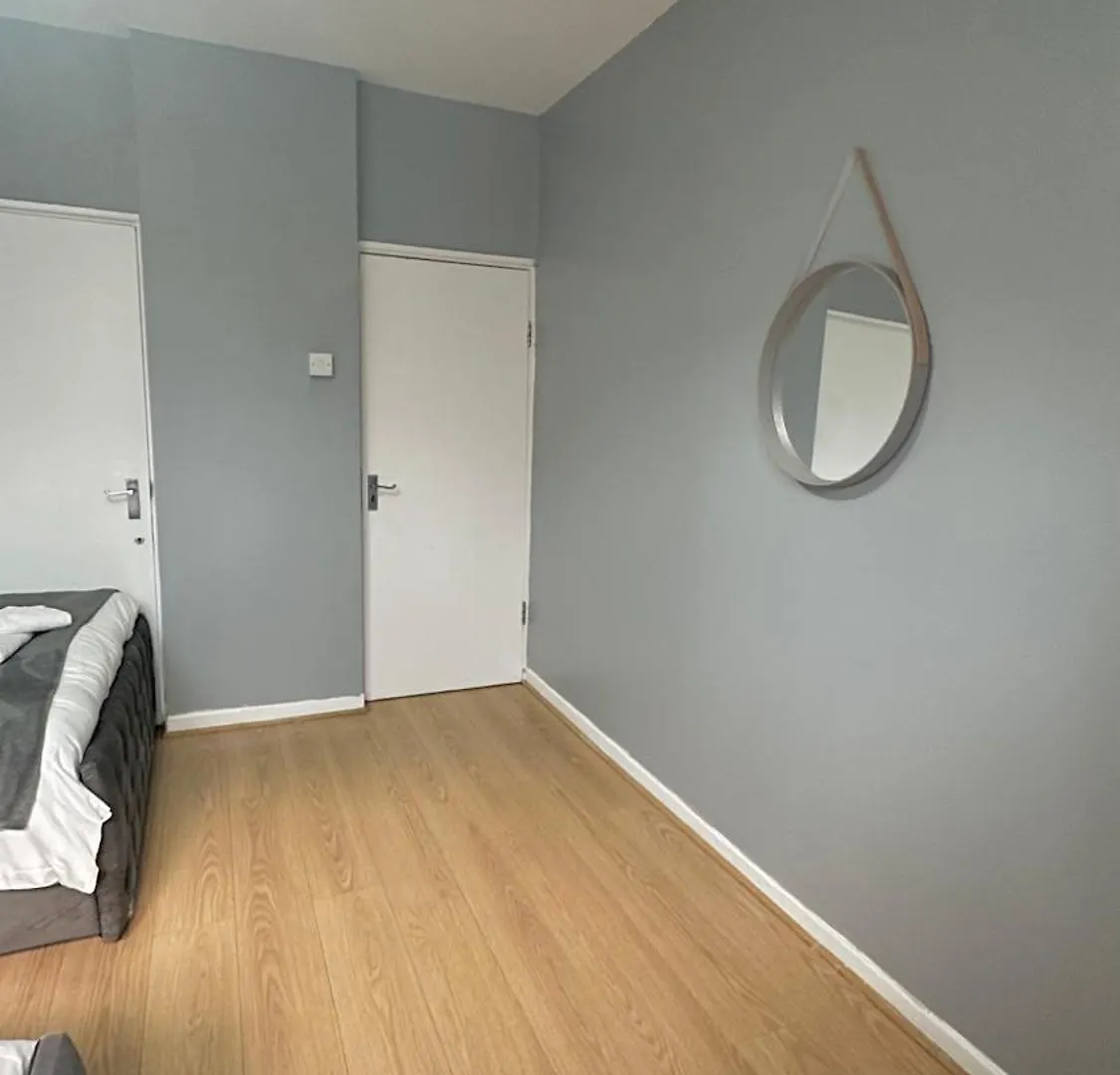 아파트 1 Bedroom Flat In Whitechapel, 런던 영국